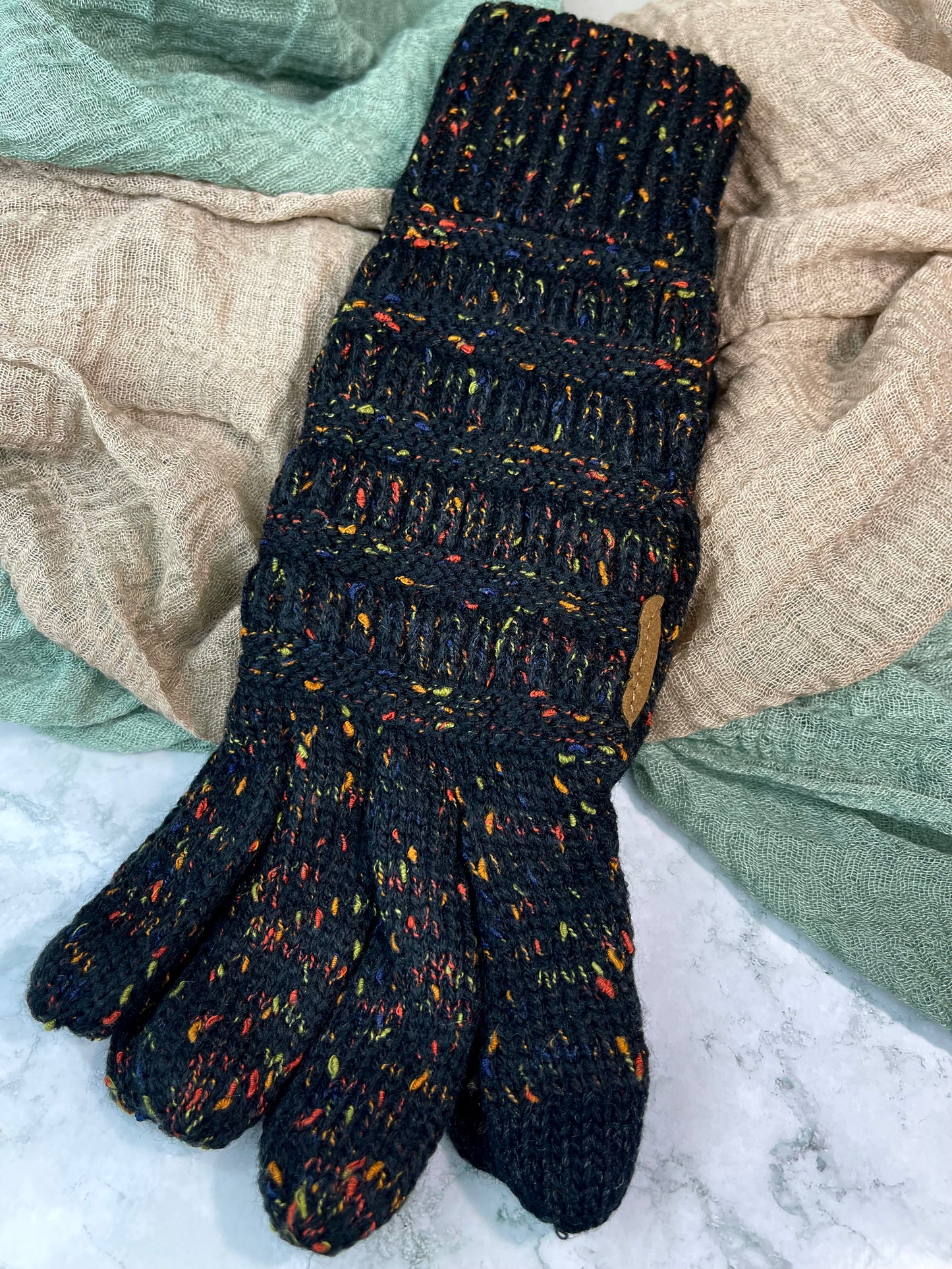 C.C Confetti Gloves- Black