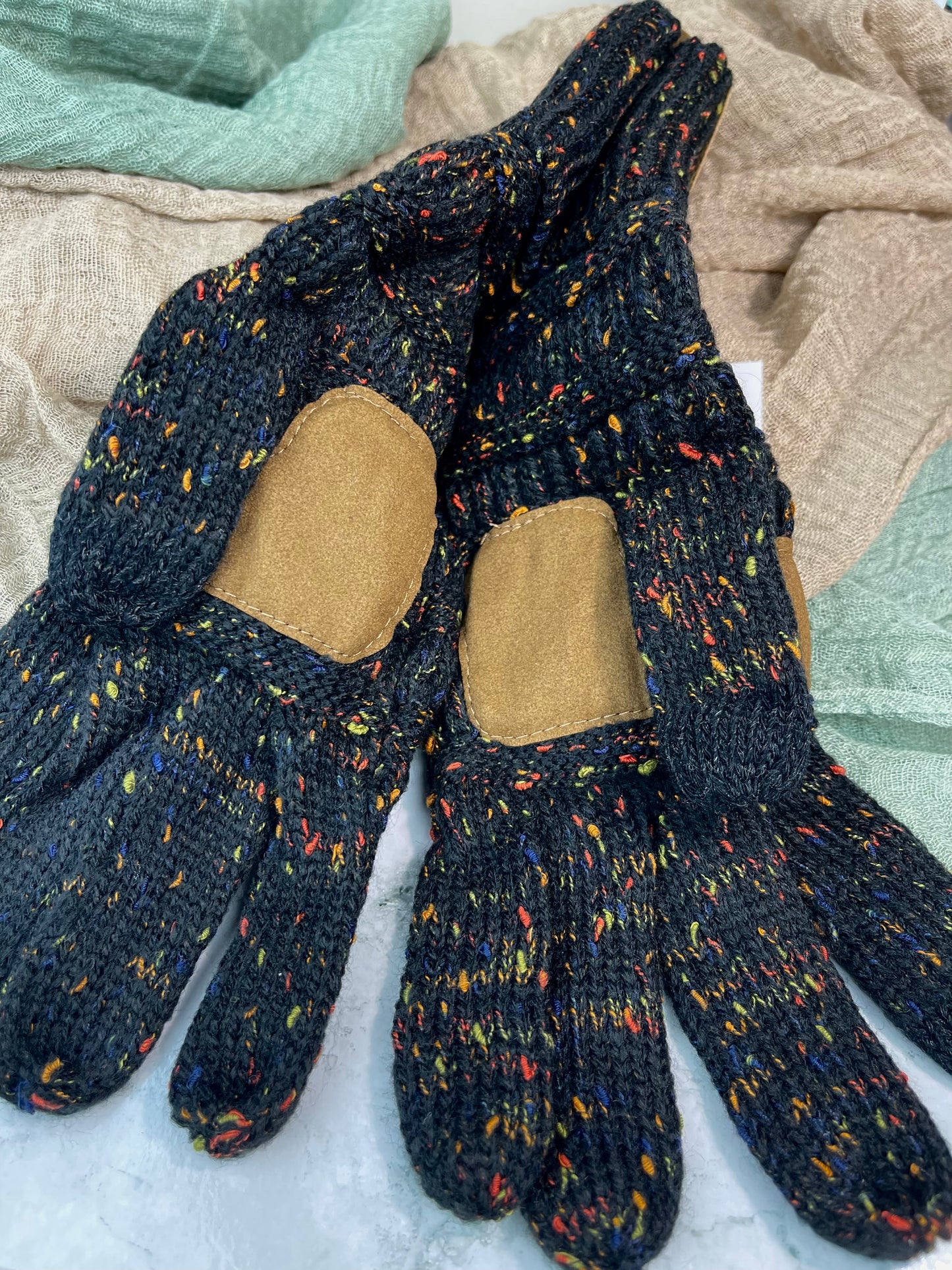 C.C Confetti Gloves- Black